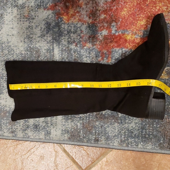 Deflex Comfort Straight Black Boots, 6.5 - Picture 5 of 9